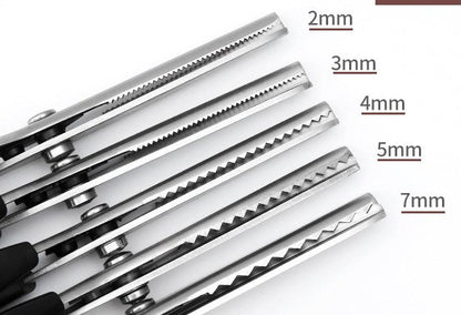 🥳2026 HOT SALE💞50K+ SOLD!✨  DIY Serrated Sewing Scissors – Precise and Easy to Use