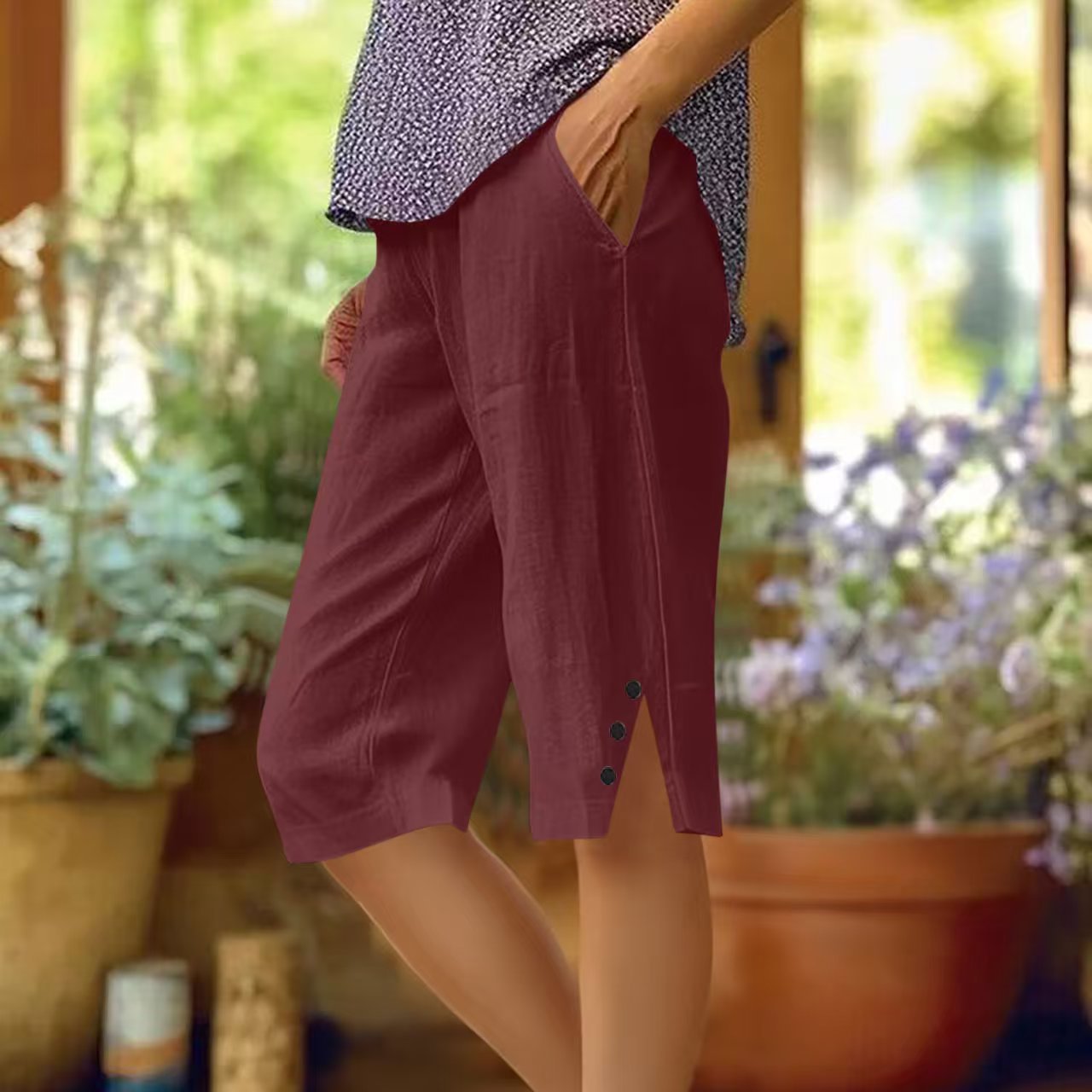 ⏳Time-Limited Special⏰Women's Casual Solid Color Pocket Capri Pants