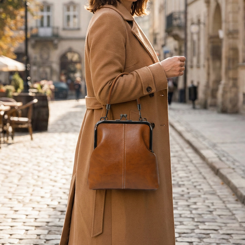 👜 LIMITED-TIME 50% OFF! ✨ Kiss Lock Crossbody Bag – Vintage Clasp, Top Handle, Dual Carry 💼