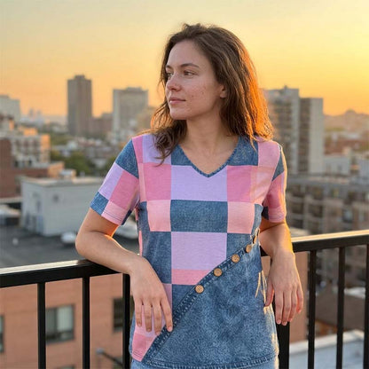 📢📢50% OFF !! ⏰Women‘s Chic Denim Print V-Neck Tee