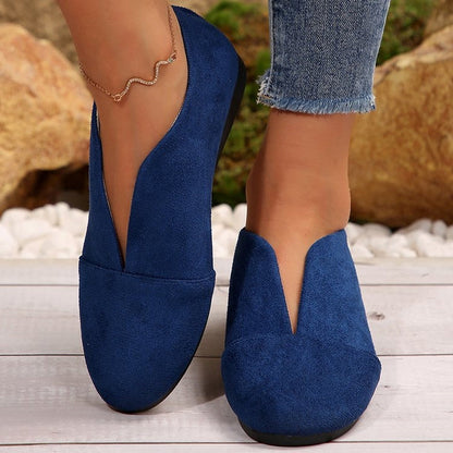 Women’s V-Cut Flat Shoes