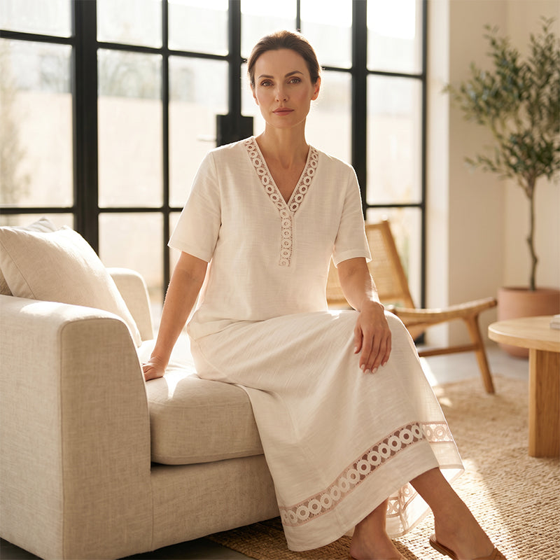 Women's Elegant Lace Splicing V-Neck Dress