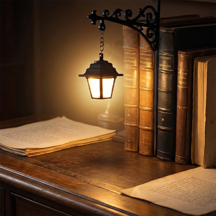 Miniature Retro Streetlight Bookend Light