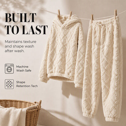 Bestseller🏆🧥 Embossed Geometric Plush Set – Timeless Comfort & Effortless Style for Every Occasion